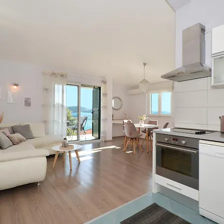 Mar Deluxe No 3 Апартаменты *