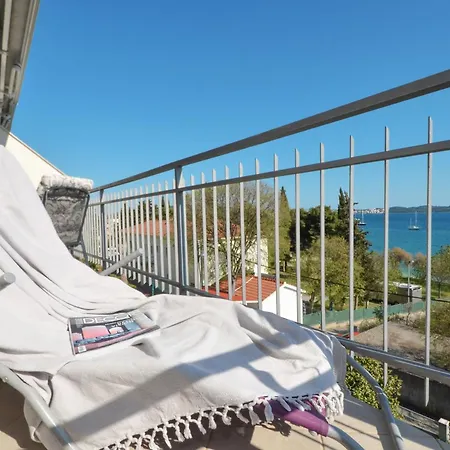 Mar Deluxe No 3 * Трогир